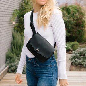 Freshly Picked Ebony Black Classic Park Pack Belly bag NWT